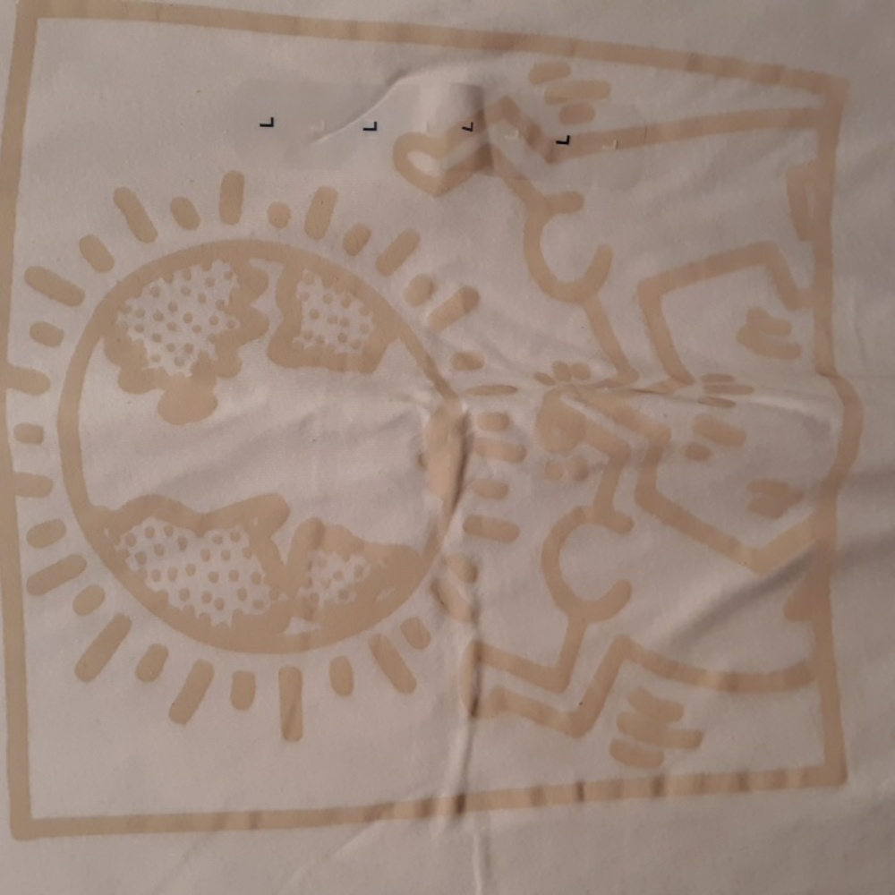 Gap t shirt - Picture 2 of 4